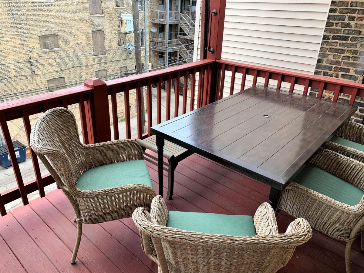Penthouse Level, Stunning Wrigley Stay Chicago Esterno foto